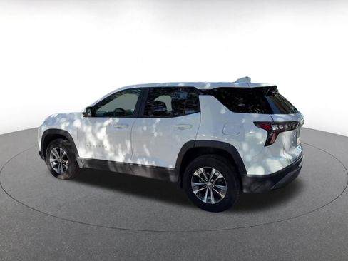 Used 2025 Chevrolet Equinox LT image 10