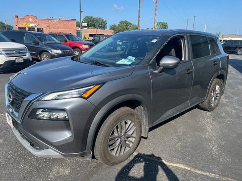 Used 2023 Nissan Rogue S AWD/4WD image 4