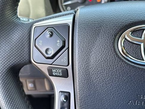 Certified 2023 Toyota Tacoma SR5 AWD/4WD image 12