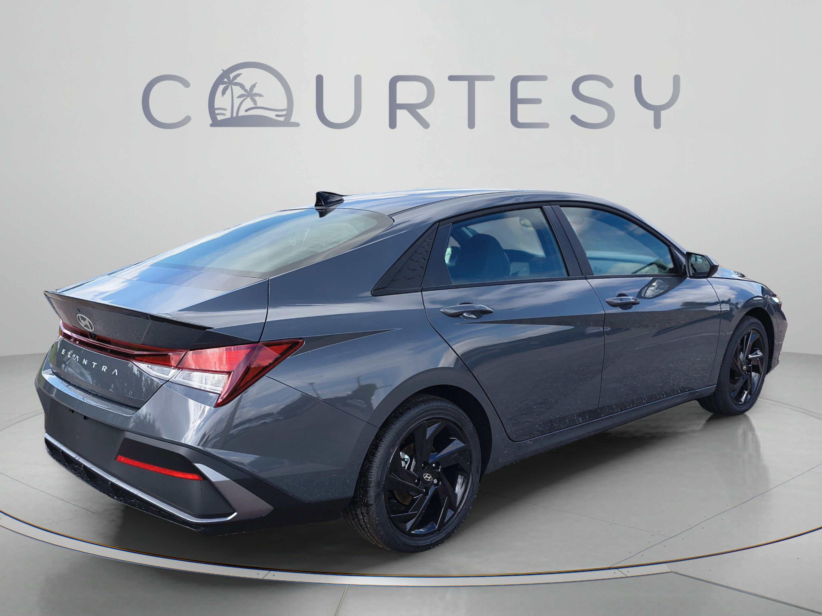 New 2026 Hyundai Elantra SEL Sport FWD image 5