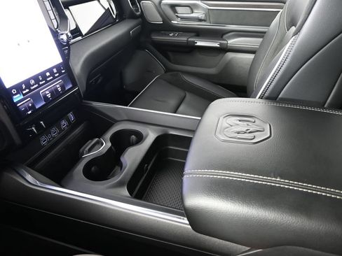 Used 2025 RAM 1500 Laramie w/ Night Edition AWD/4WD image 34