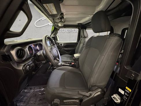 Used 2022 Jeep Wrangler Willys image 19