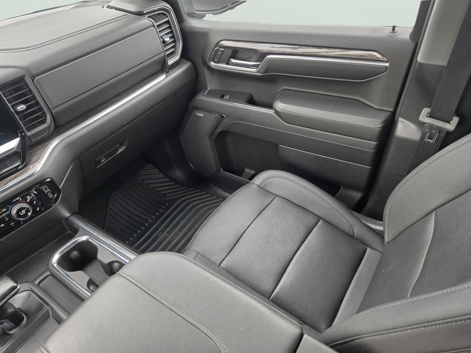 Used 2023 Chevrolet Silverado 1500 LTZ w/ Technology Package AWD/4WD image 19