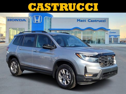 Certified 2022 Honda Passport TrailSport image 1