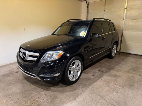 Used 2015 Mercedes-Benz GLK 350 2WD image 3