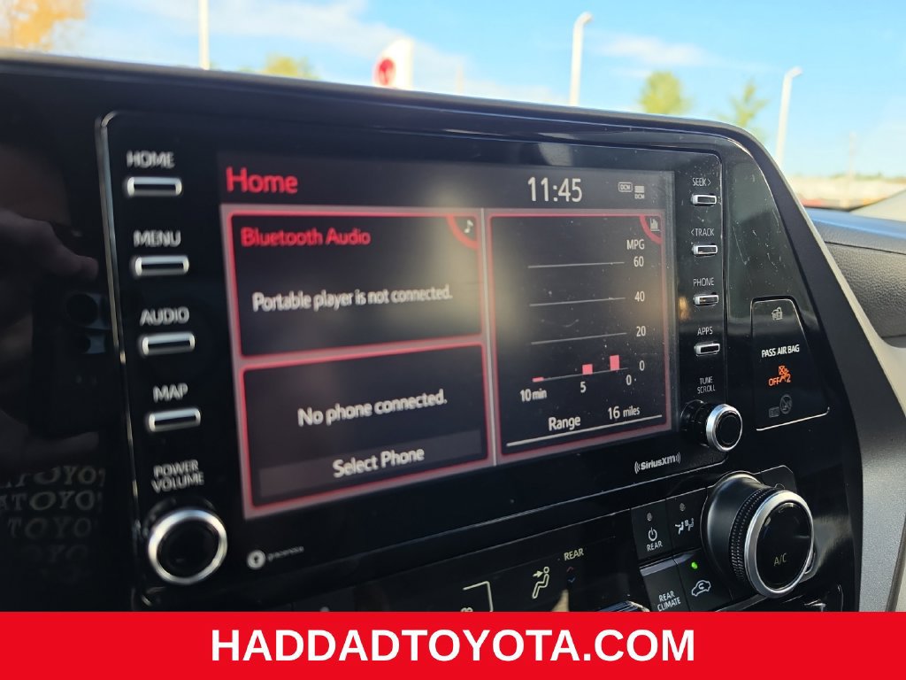 Used 2021 Toyota Highlander L AWD/4WD image 17