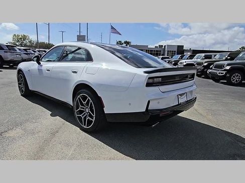 New 2026 Dodge Charger GT w/ Performance Handling Group image 31