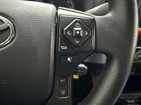 Used 2021 Toyota Tacoma SR AWD/4WD image 24