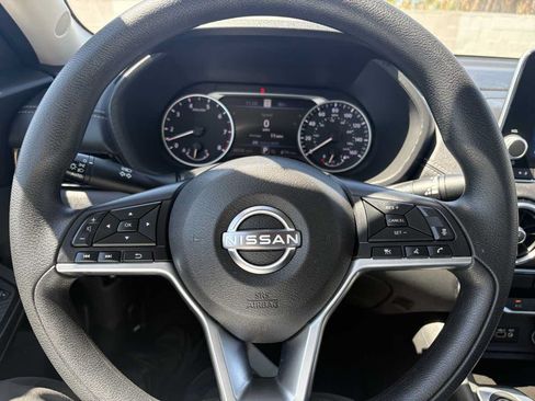 Used 2025 Nissan Sentra SV FWD image 23