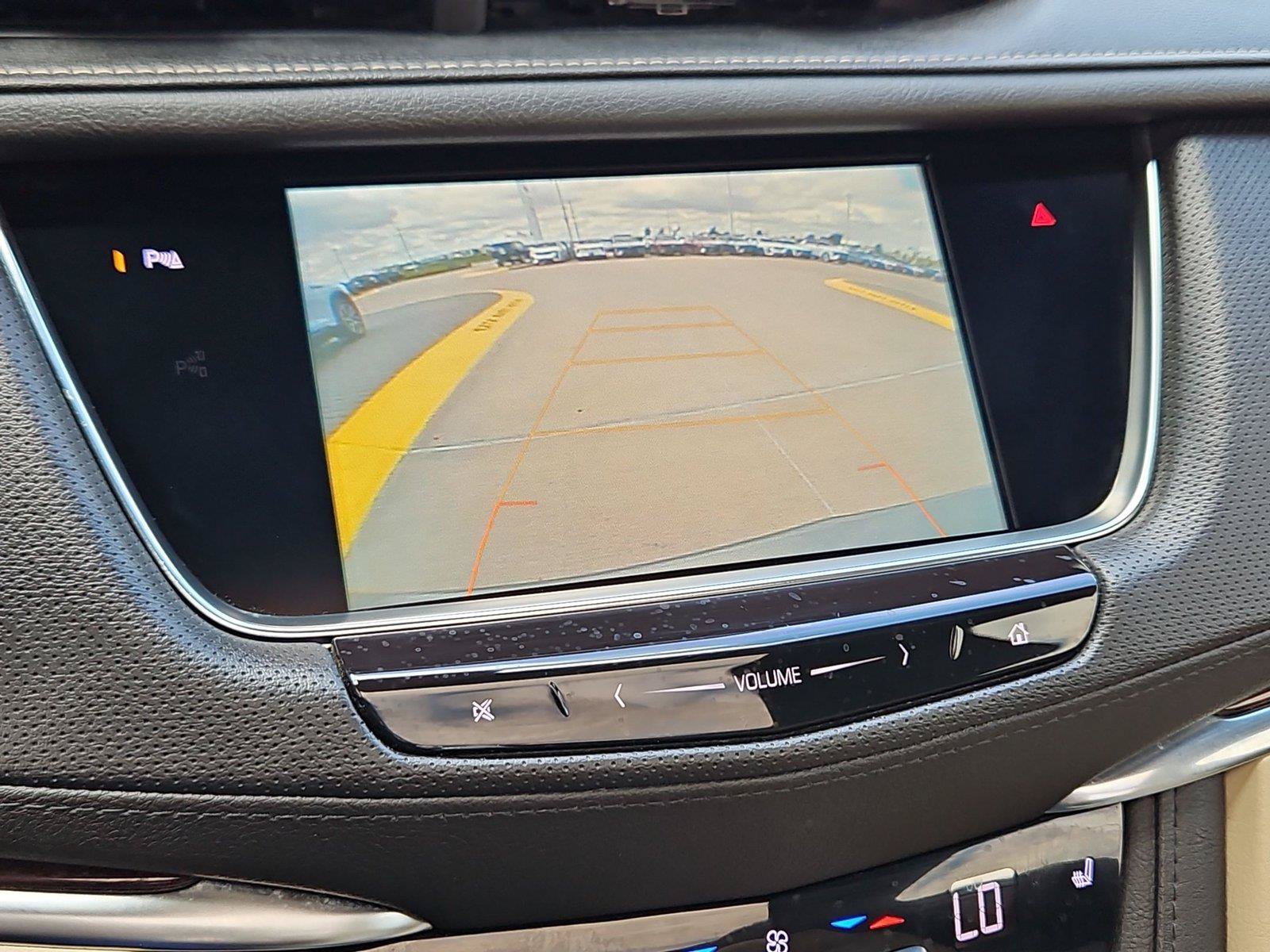 Used 2019 Cadillac XT5 Luxury FWD image 18