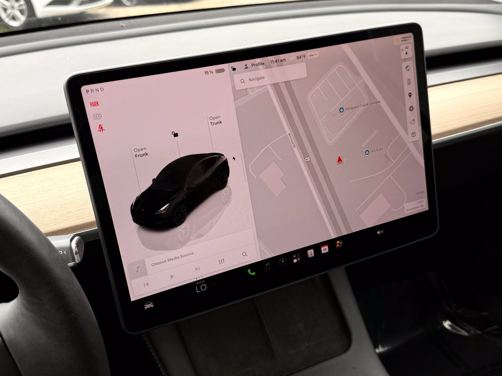 Used 2023 Tesla Model Y Long Range AWD/4WD image 29