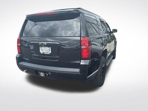 Used 2017 Chevrolet Tahoe LT w/ LT Midnight Edition AWD/4WD image 4