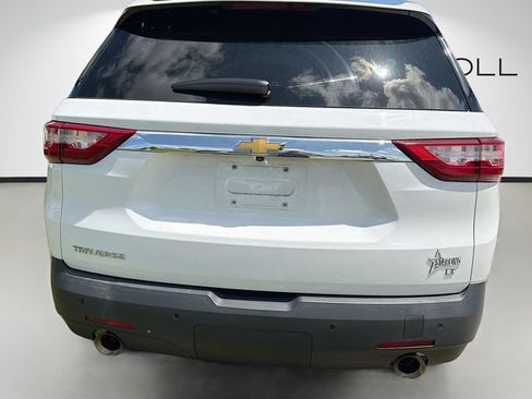 Used 2018 Chevrolet Traverse LT FWD image 4