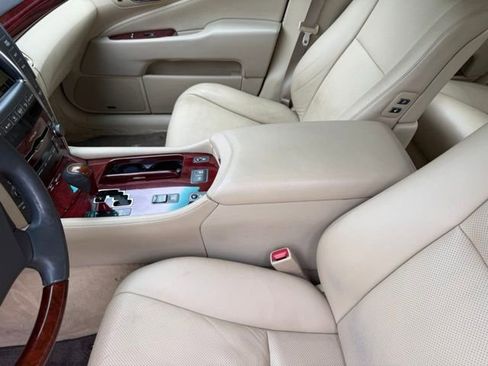 Used 2007 Lexus LS 460 image 14