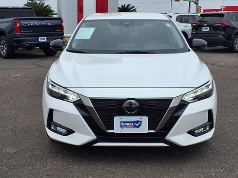 Used 2023 Nissan Sentra SR w/ Trunk Package image 2