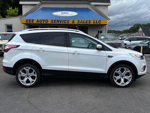 Used 2018 Ford Escape Titanium AWD/4WD image 1