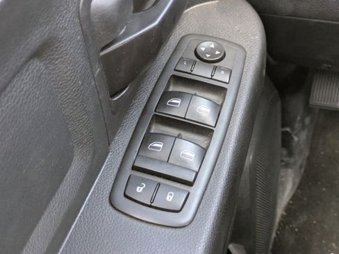 Used 2017 RAM 1500 Express w/ Express Value Package image 20