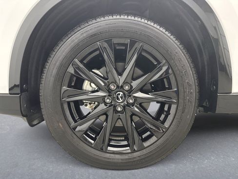 Used 2024 MAZDA CX-5 Carbon Edition image 26