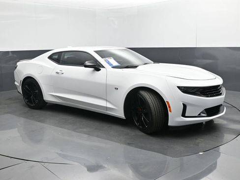 Used 2024 Chevrolet Camaro LT w/ RS Package RWD image 29
