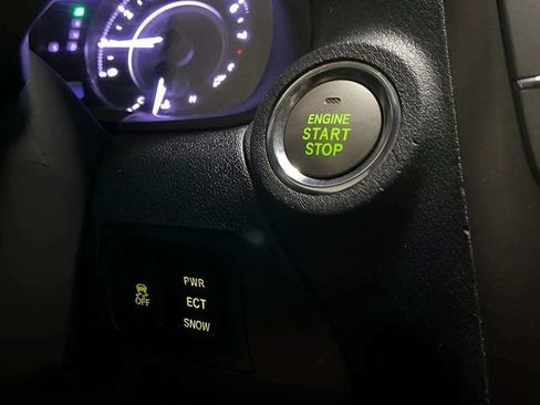 Used 2011 Lexus IS 350C w/ Luxury Pkg RWD image 40