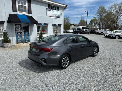 Used 2021 Kia Forte LXS image 5