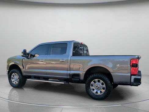 Certified 2024 Ford F250 Lariat w/ Chrome Package AWD/4WD image 16