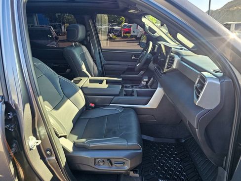 Used 2026 Toyota Tundra Limited AWD/4WD image 31