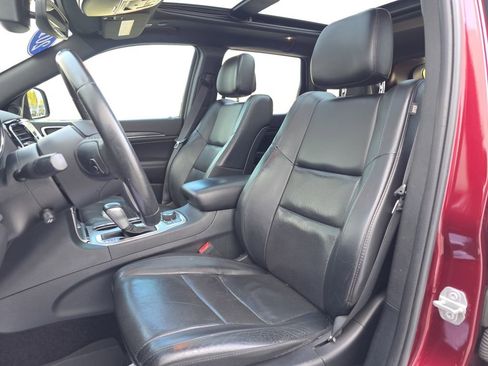 Used 2019 Jeep Grand Cherokee Limited w/ Luxury Group II image 28