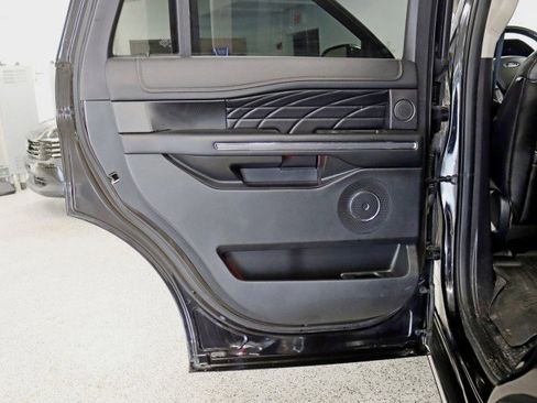 Used 2019 Ford Expedition Platinum AWD/4WD image 40