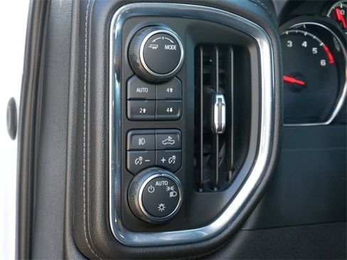 Used 2021 Chevrolet Silverado 1500 LT Trail Boss w/ Bed Protection Package image 17