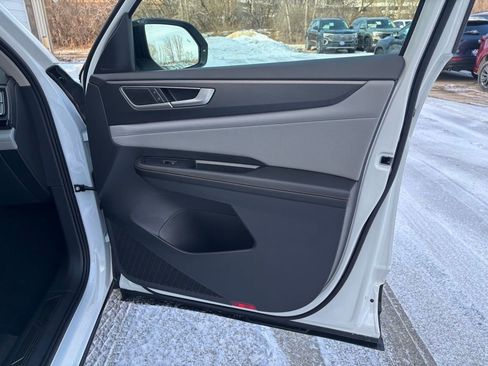 New 2026 Volkswagen Atlas Peak Edition AWD/4WD image 16