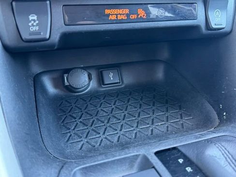 Certified 2021 Toyota RAV4 XLE image 15