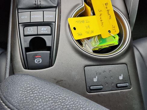 Used 2022 Toyota Camry XSE image 18