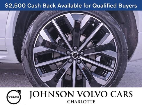 New 2026 Volvo XC90 T8 Plus w/ Protection Package Premier image 38