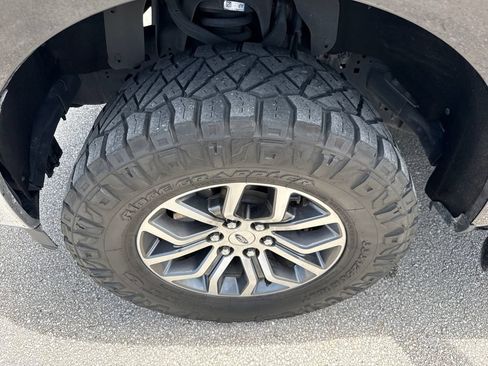 Used 2021 Ford F150 Lariat RWD image 11