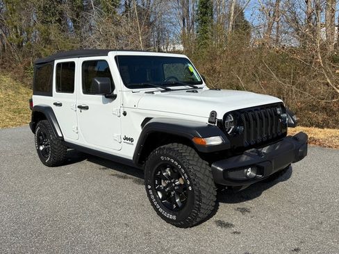 Used 2021 Jeep Wrangler Unlimited Sport image 4
