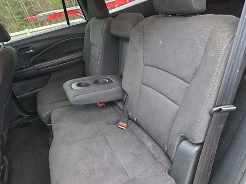 Used 2022 Honda Pilot Sport image 38