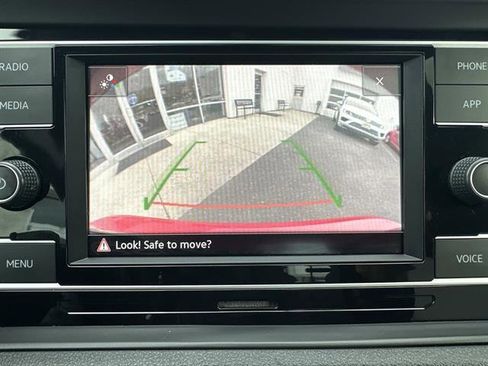 Certified 2020 Volkswagen Jetta R-Line image 28