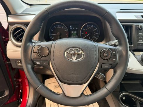 Used 2018 Toyota RAV4 XLE AWD/4WD image 23