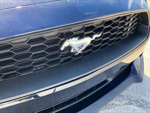 Used 2021 Ford Mustang Coupe image 32