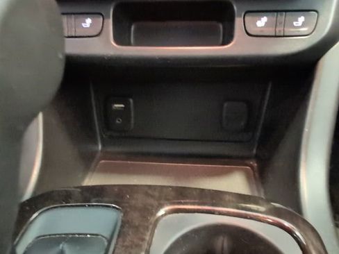 Certified 2016 GMC Canyon SLT w/ Driver Alert Package AWD/4WD image 25