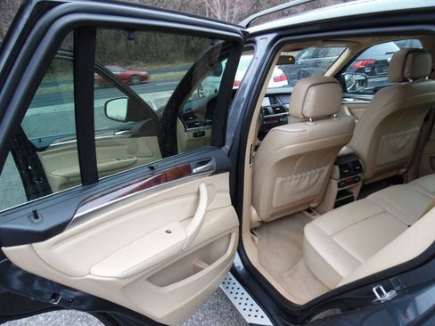 Used 2013 BMW X5 xDrive35i image 18