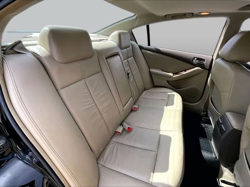 Used 2008 Nissan Altima 3.5 SE w/ Premium Pkg FWD image 19