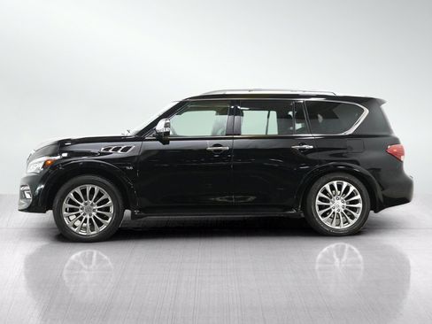 Used 2016 INFINITI QX80 4WD w/ Deluxe Technology Package image 2