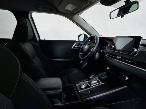 Used 2022 Mitsubishi Outlander ES FWD image 27