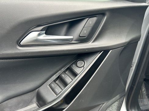 Used 2025 Chevrolet Equinox LT AWD/4WD image 14