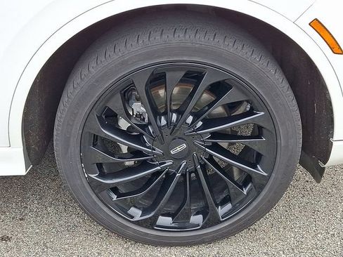 Used 2023 Lincoln Aviator Reserve w/ Equipment Group 201A AWD/4WD image 8