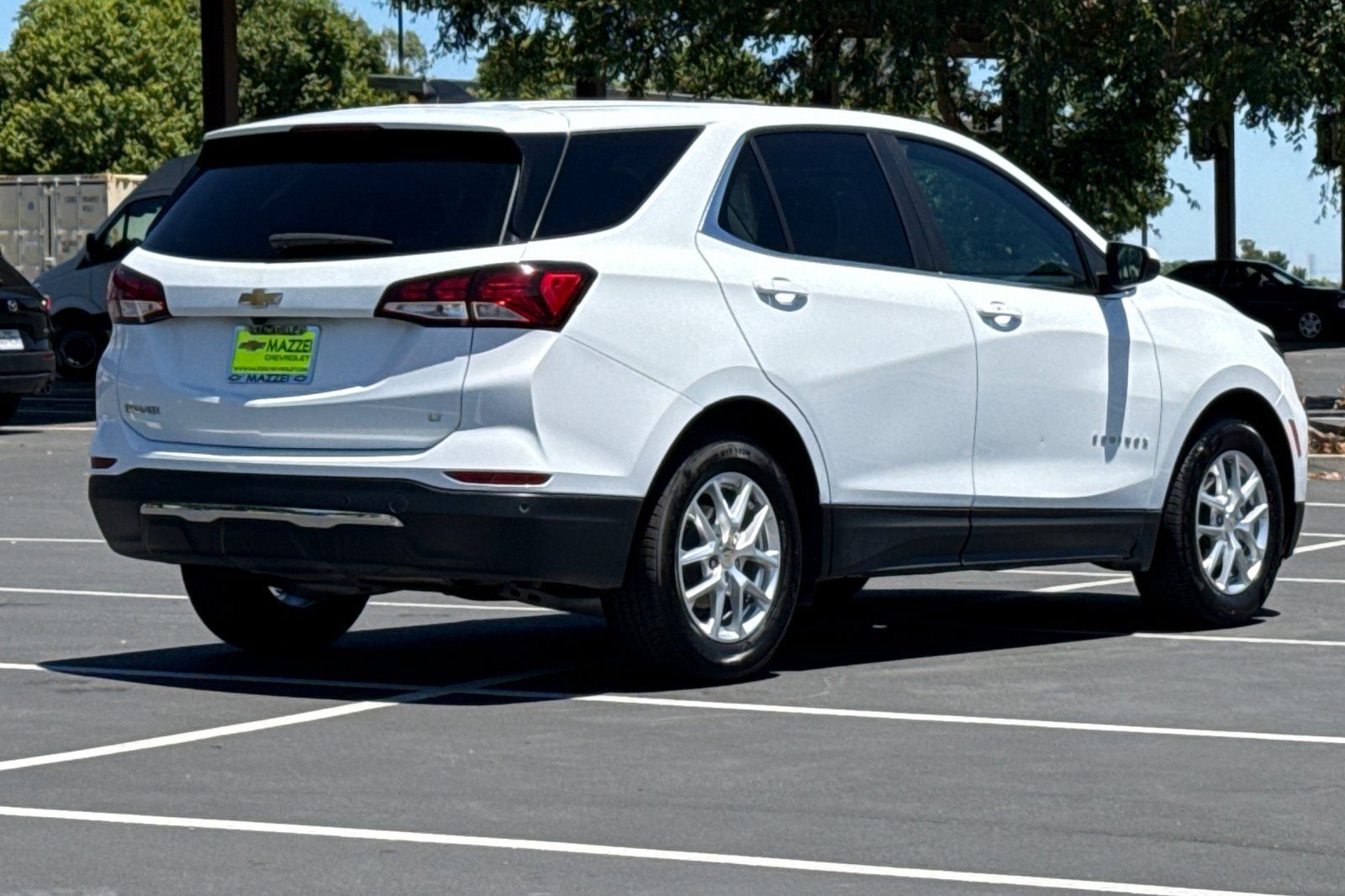 Used 2024 Chevrolet Equinox LT FWD image 10