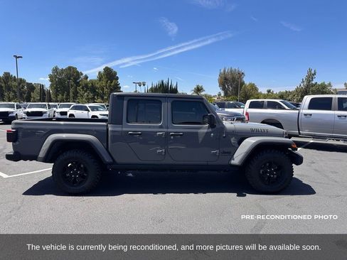 Used 2021 Jeep Gladiator Willys AWD/4WD image 7