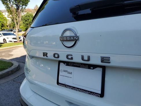 Certified 2024 Nissan Rogue S FWD image 6